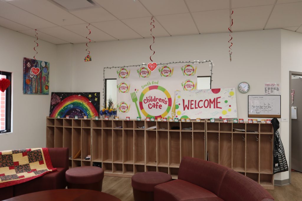 Photo of walk in area at South End Children's Cafe 